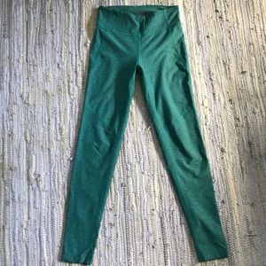 Outdoor Voices tights